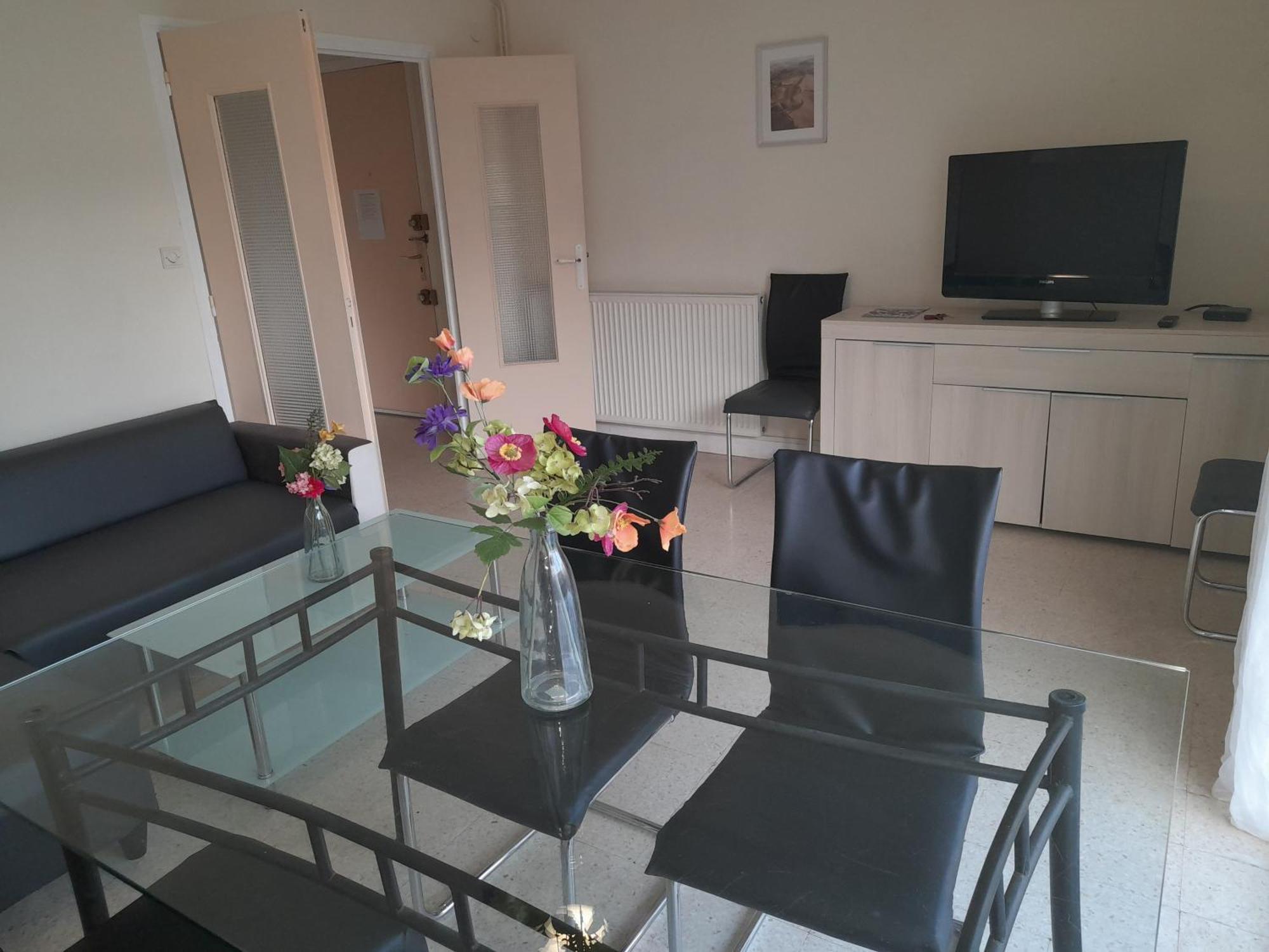 Appartement F3 Avec Balcon Perpignan Eksteriør billede
